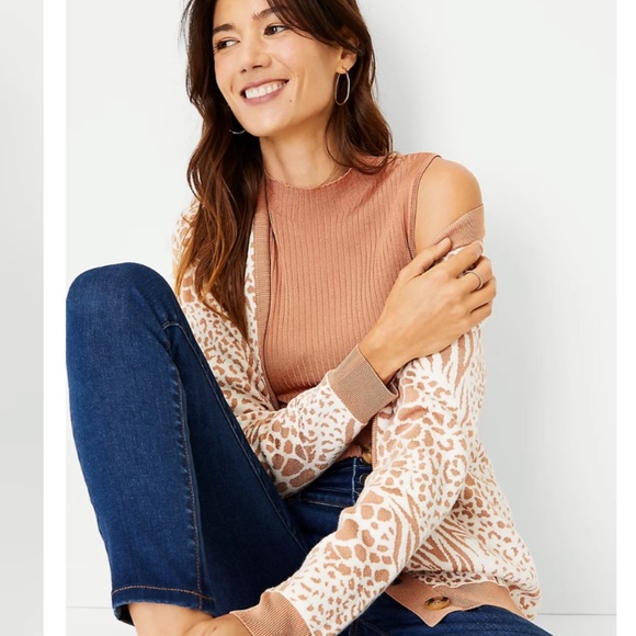 Mixed Animal Print Boyfriend Cardigan - Picture 11 of 12